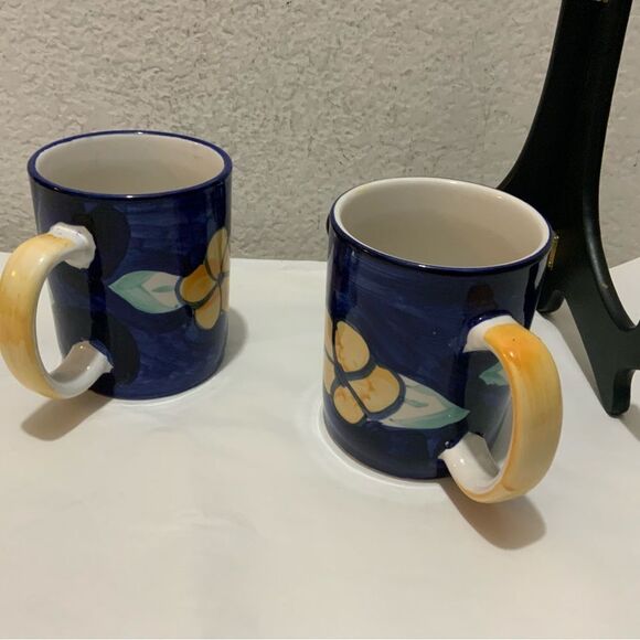 2 Style Eyes by Baum Bros - Flower Power Collection mugs - Picture 1 of 9